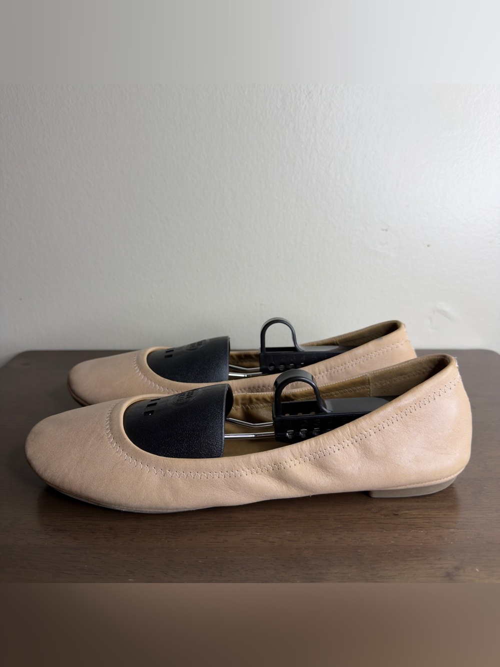 Lucky Brand Beige Leather Ballerina Flats 8.5 womens